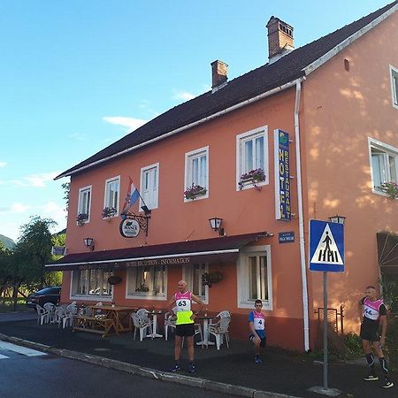 Hotel Mance Brod na Kupi Bagian luar foto