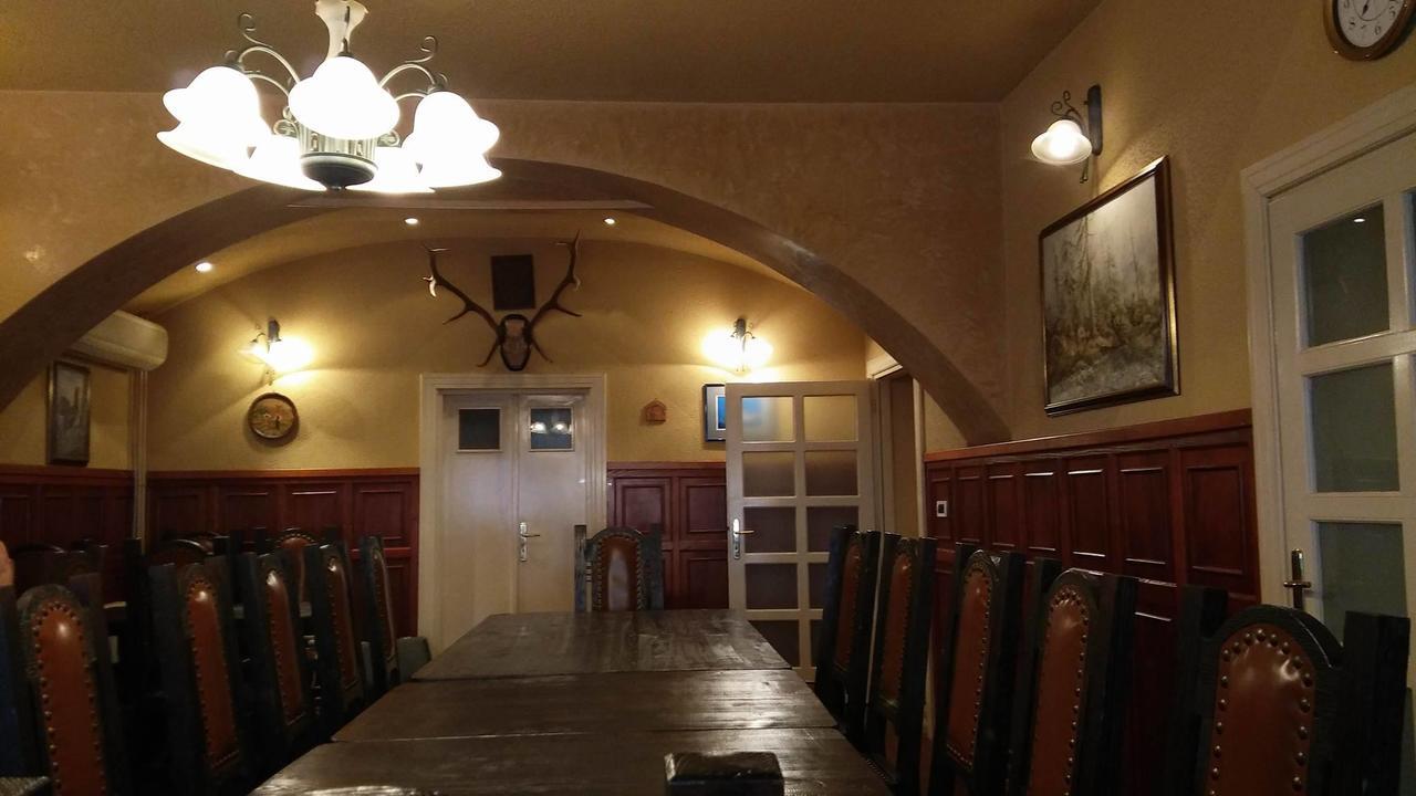 Hotel Mance Brod na Kupi Bagian luar foto